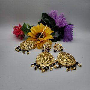 Earring and maang Teeka set with blue beads/light weight.